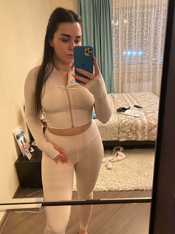 Traje deportivo para mujeres con manga larga y cuerpo físico para entrenamiento físico